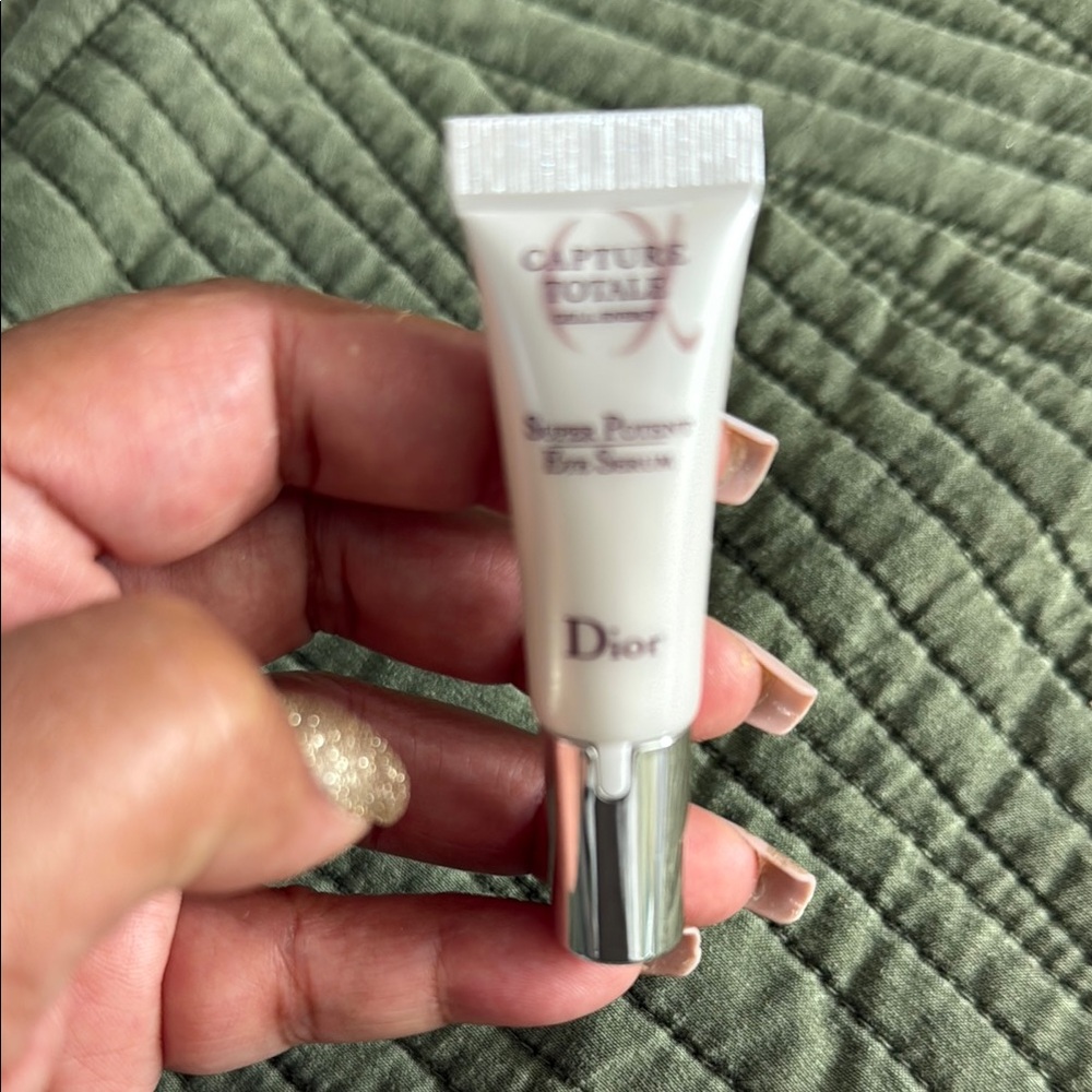 Dior White Eye Serum